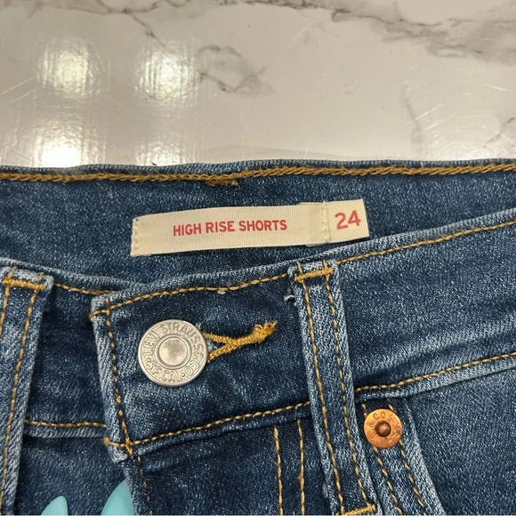Levi's High Rise Shorts Size 24 - Picture 10 of 11